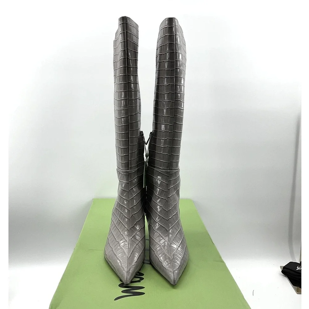 Sam Edelman wear modest effortlessly